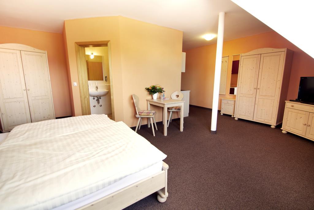 Hotel Brotzeit-Stadl Gbr Bad Staffelstein Pokój zdjęcie
